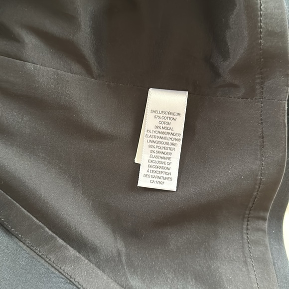 Banana Republic Black V neck cap-sleeved dress - Picture 10 of 10